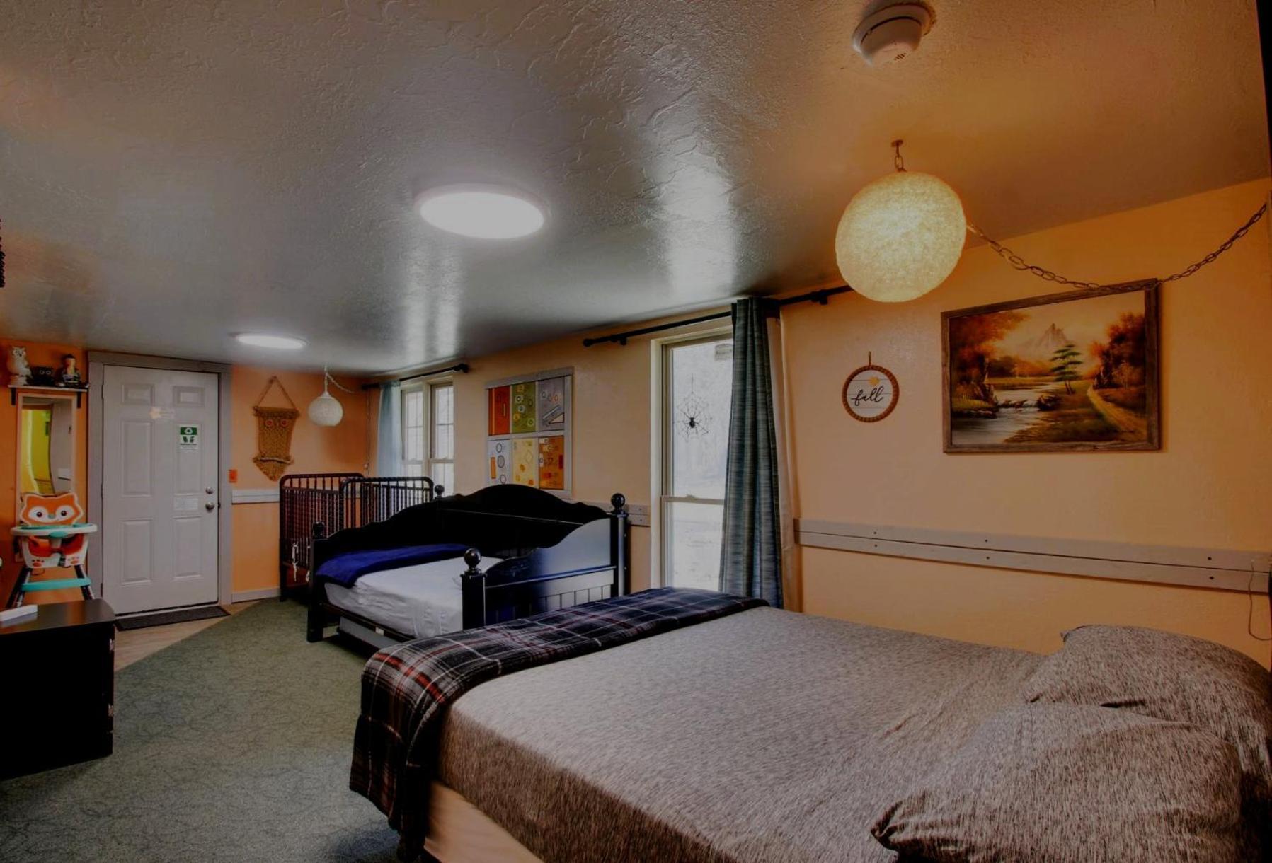 Ez 1 Mile To Fort Sill! Pumpkin Cottage Sleeps 9, Grills, Firepit, Laundry Lawton Exterior photo